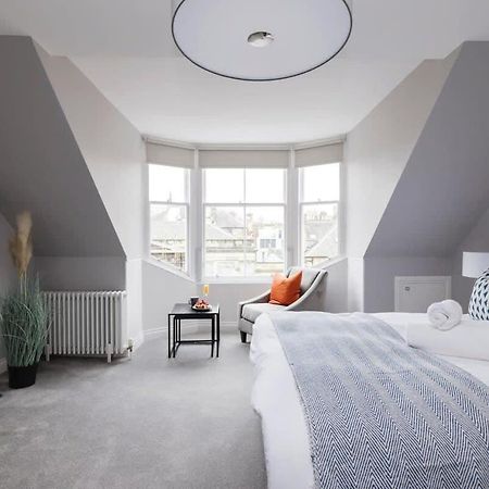 Dragon Suites - City Centre Castle View 1 Bed Apartment 爱丁堡 外观 照片
